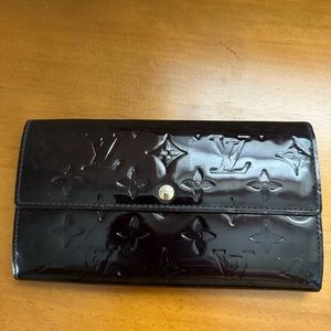 Authentic LV Vernis Amarante Long Wallet